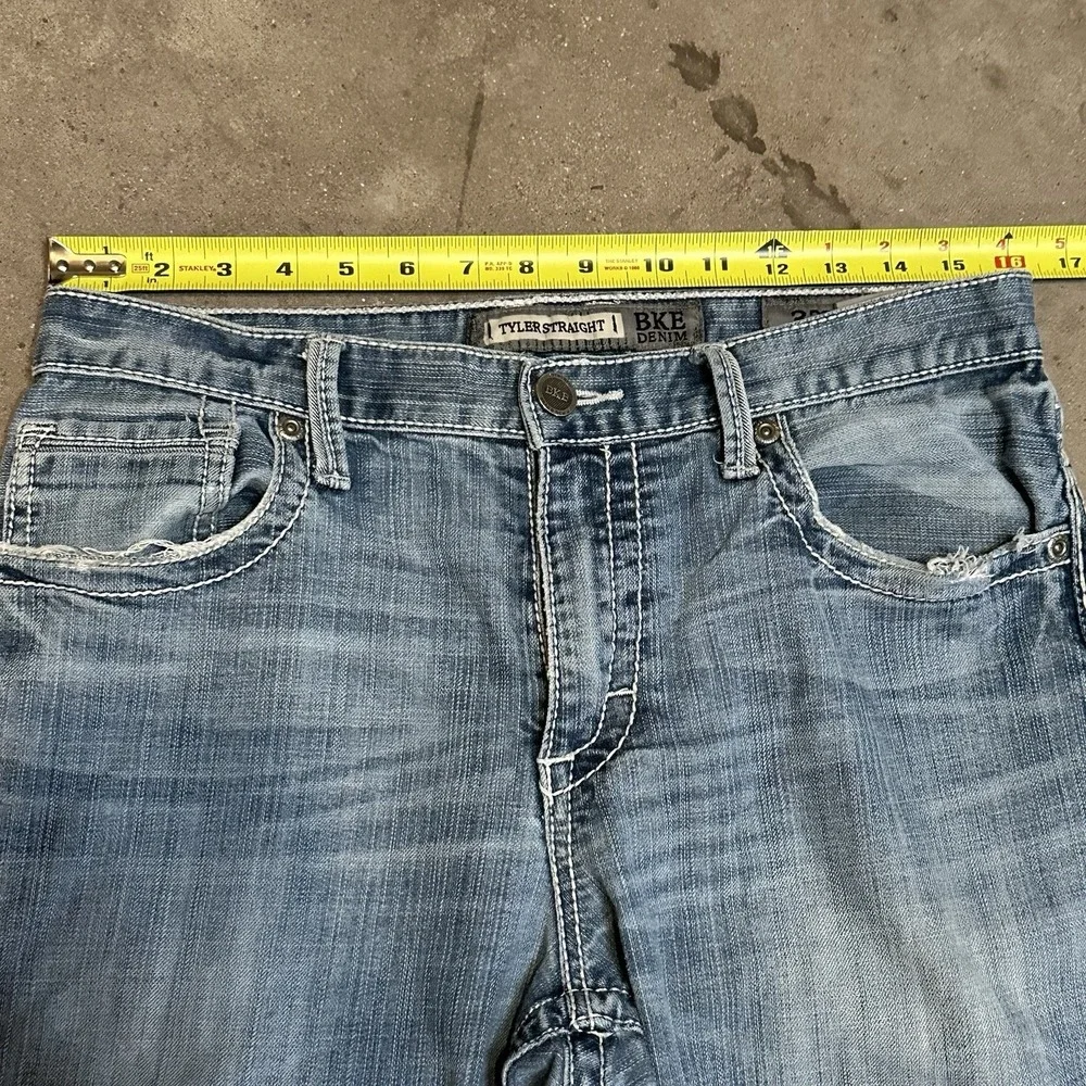 BKE Tyler Straight Jeans Men 32R 32x32 Blue Light Wash Denim Y2K Buckle Baggy